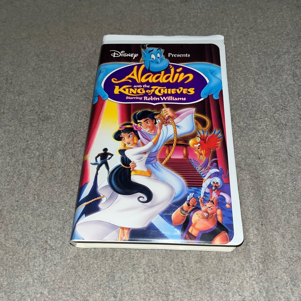 Disney’s Aladdin & The King of Thieves VHS Movie